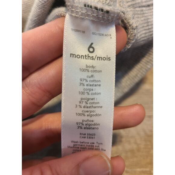 Carters 6 months boys sweater - Picture 5 of 6